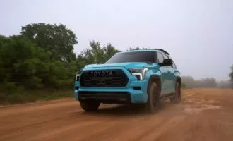 تویوتا سکویا