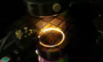 تراشه کوانتوم