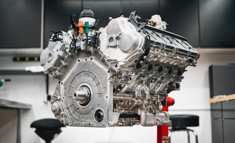 موتور V10‌ با ابرخودرو زنوو بازمی‌گردد؛ دانمارکی‌ها به موتور هیبریدی علاقه‌ای ندارند