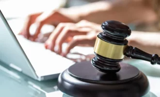 استفاده از فناوری‌های نوین در فرآیندهای قضایی