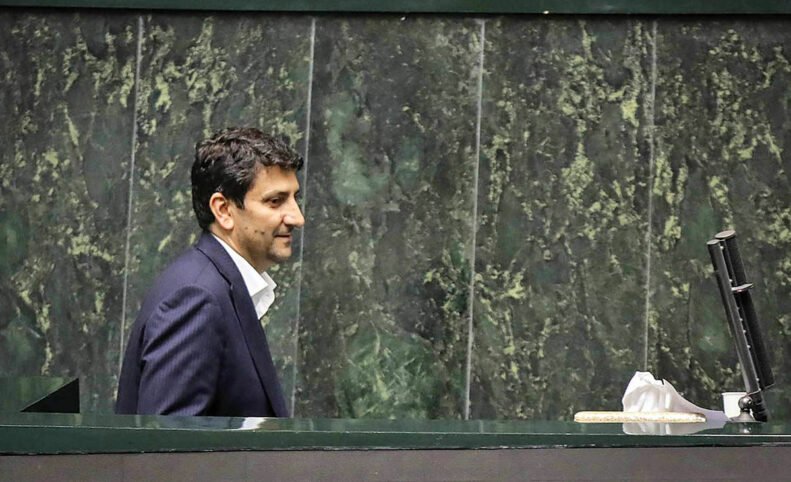 وزیر ارتباطات: خسارت هر ۲ روز جنگ برای اقتصاد دیجیتال یک همت بود