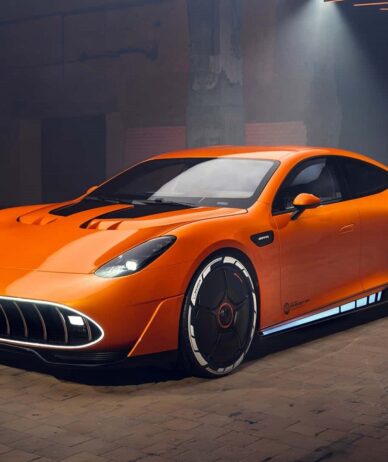 مرسدس AMG GT4 EV با ۱۳۰۰ اسب‌بخار قدرت، رقبایش را به چالش می‌کشد