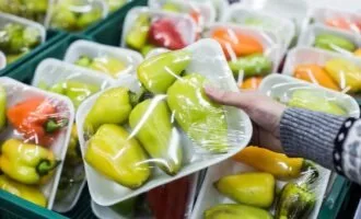 میکروپلاستیک در مواد غذایی