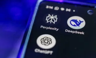 مذاکره سامسونگ با شرکت‌های هوش مصنوعی برای تنوع‌بخشی به Galaxy AI