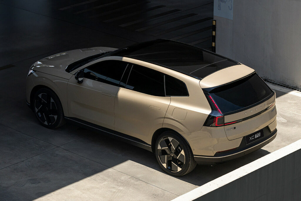 ولوو XC70