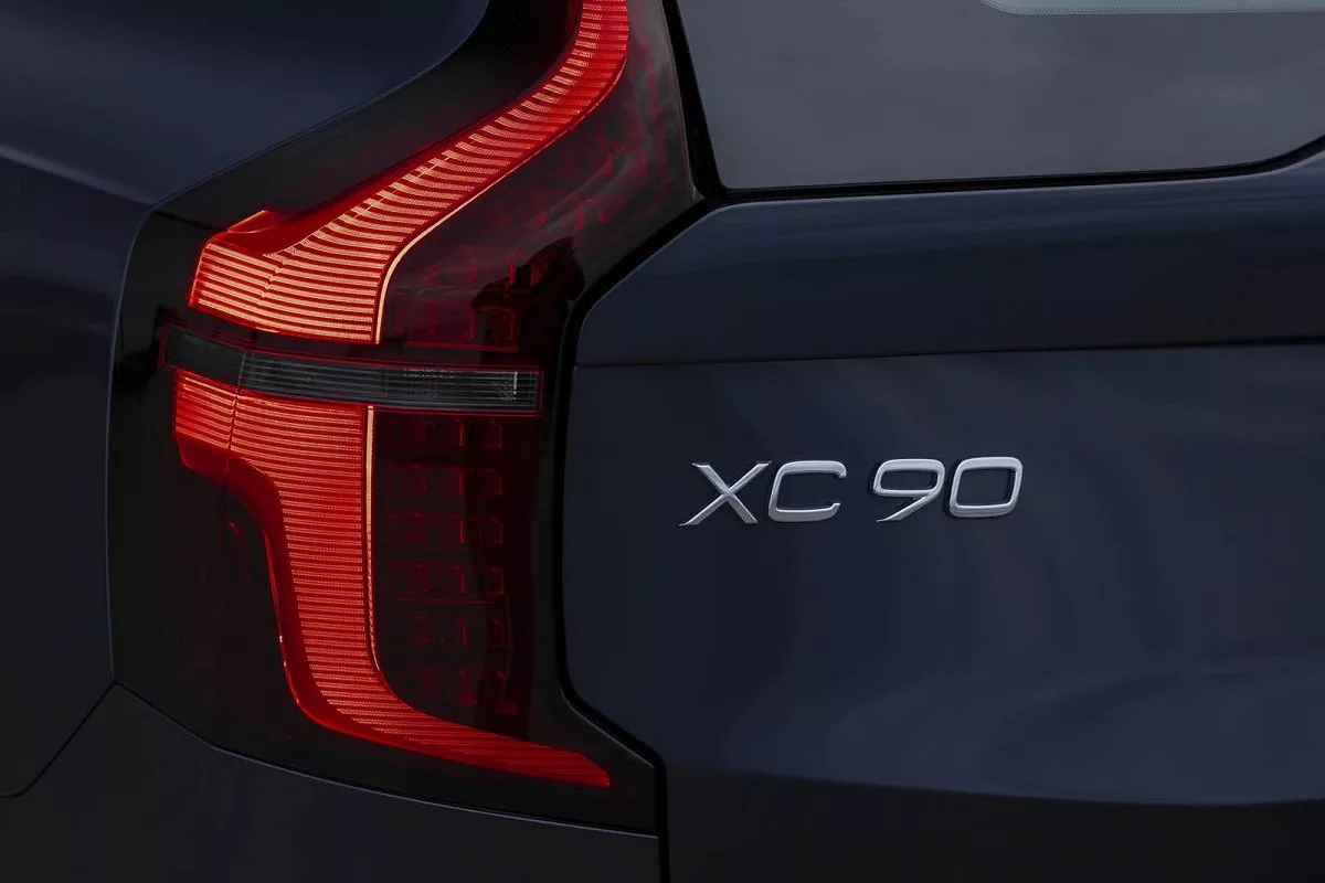 ولوو XC90