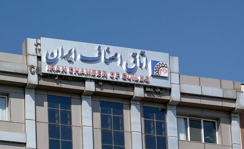 رئیس اتاق اصناف: ورود شهرداری به حوزه تاکسی‌های اینترنتی مغایر قانون است
