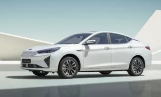 شرایط فروش KMC EJ7+
