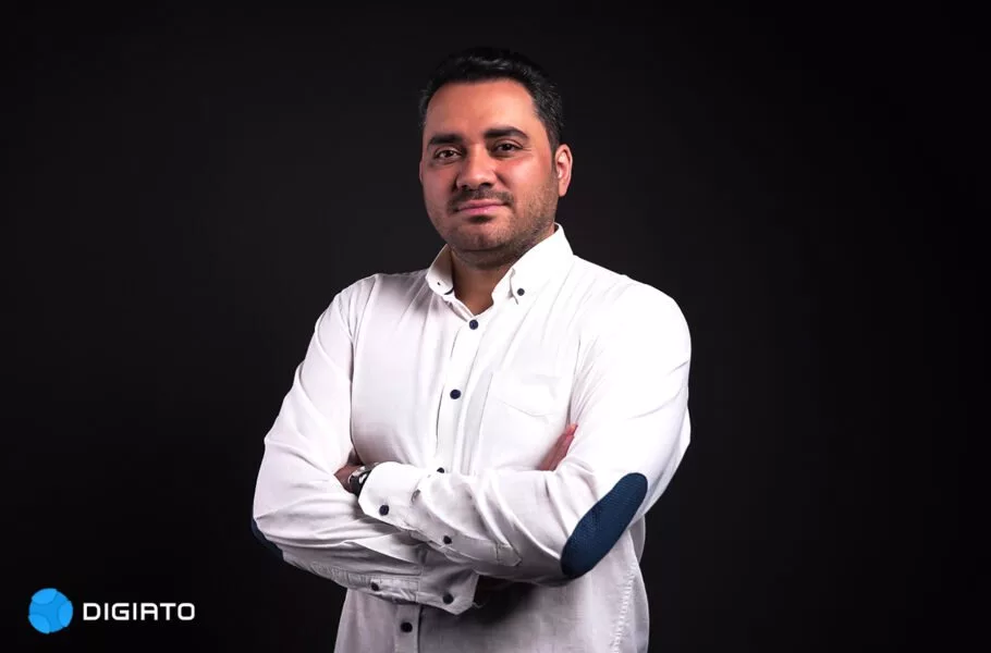 منوچهر صدری، مدیرعامل بازار