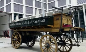 اولین کامیون بنزینی دایملر