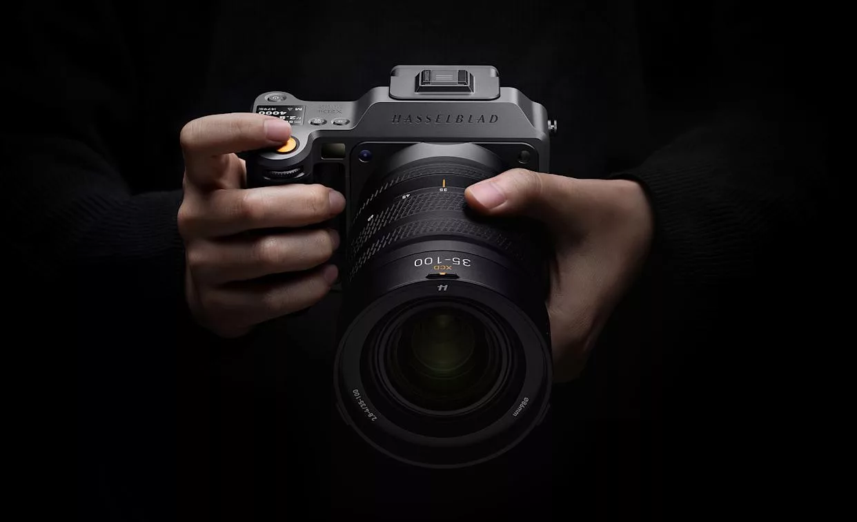 هاسلبلاد X2D II 100C
