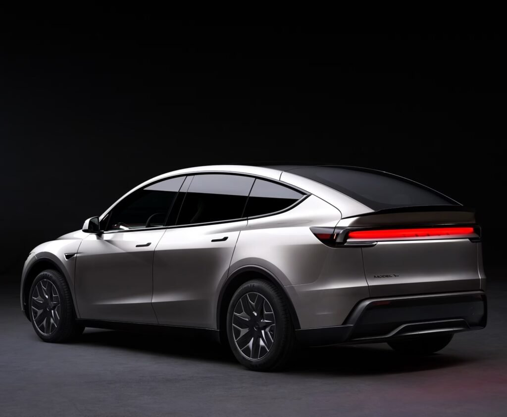 تسلا Model Y L