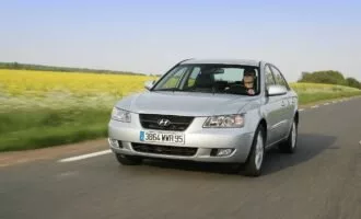 هیوندای سوناتا ۲۰۰۶