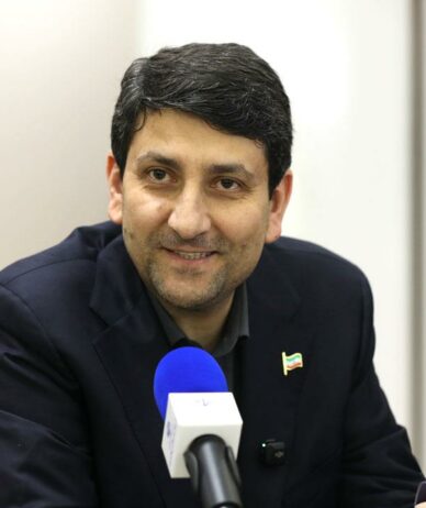 وزیر ارتباطات: محدودیت‌های اینترنت بازنگری می‌شوند