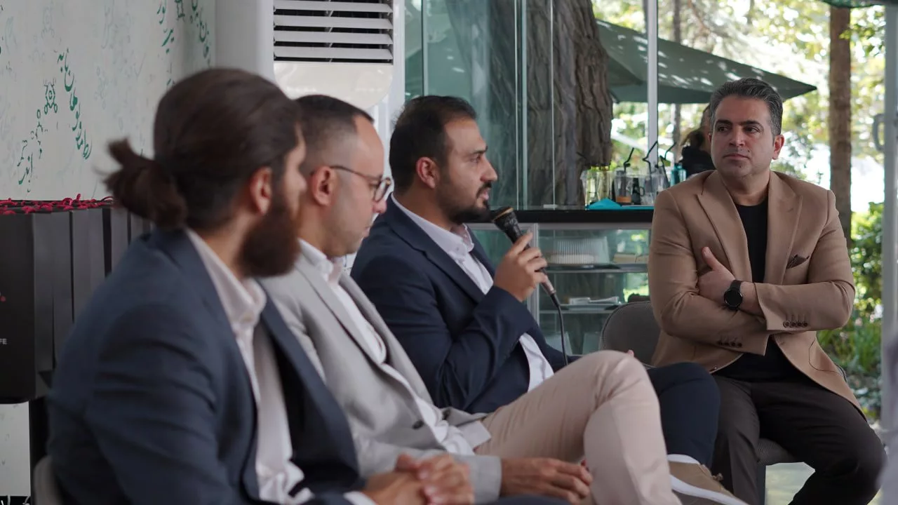 گزارش سالیانه پلتفرم دان
