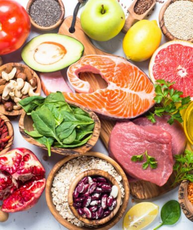 روزانه چقدر پروتئین نیاز داریم و آیا مصرف بیش‌ازحد آن مضر است؟