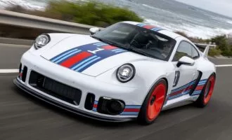 پورشه ۹۱۱ رضوانی