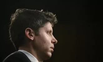 اظهارات سم آلتمن درباره اعتماد کاربران به ChatGPT