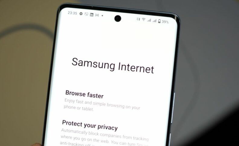 قابلیت آزمایشی مرورگر سامسونگ اینترنت: بستن تب‌های بلااستفاده با هوش مصنوعی