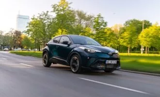 تویوتا C-HR هیبرید