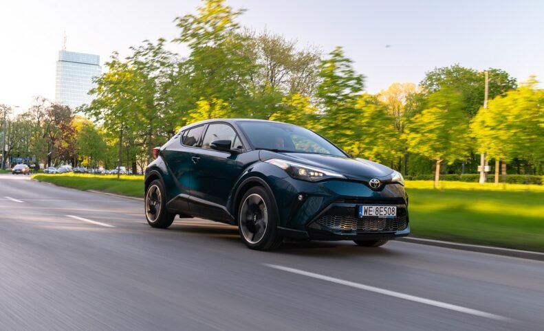 قیمت تویوتا C-HR هیبرید ۲۰۲۵ در ایران اعلام شد [مرداد ۱۴۰۴]