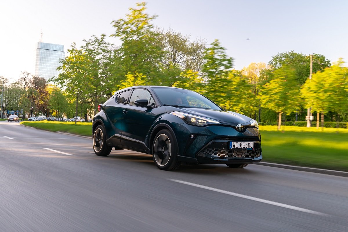 قیمت تویوتا C-HR هیبرید ۲۰۲۵ در ایران اعلام شد [مرداد ۱۴۰۴]