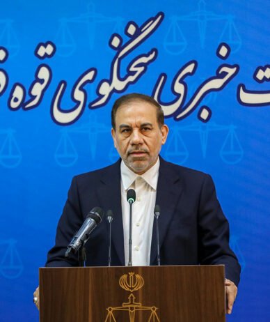 سخنگوی قوه قضائیه: هیچکدام از صرافی‌هایی که در حوزه رمزارز کار می‌کنند مجوز ندارند