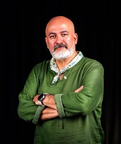 کنشگر محیط زیست: پروژه خورشیدی هزاردستان نشان می‌دهد سود، همه چیز نیست