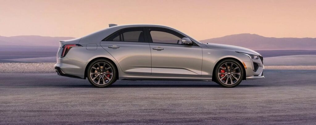 کادیلاک CT4-V