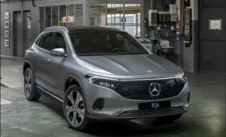 مرسدس بنز eqa راساموتور