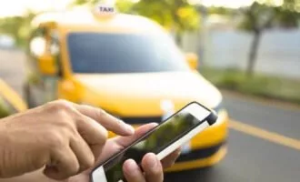 تاکسی‌های اینترنتی