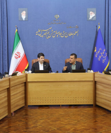 معاون علمی رئیس‌جمهور: مشکل ورود «دیوار» به بورس را برطرف کردیم