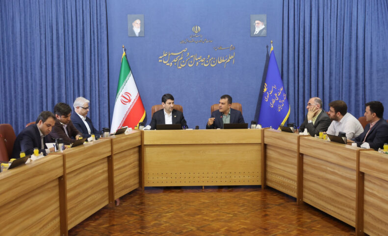 معاون علمی رئیس‌جمهور: مشکل ورود «دیوار» به بورس را برطرف کردیم