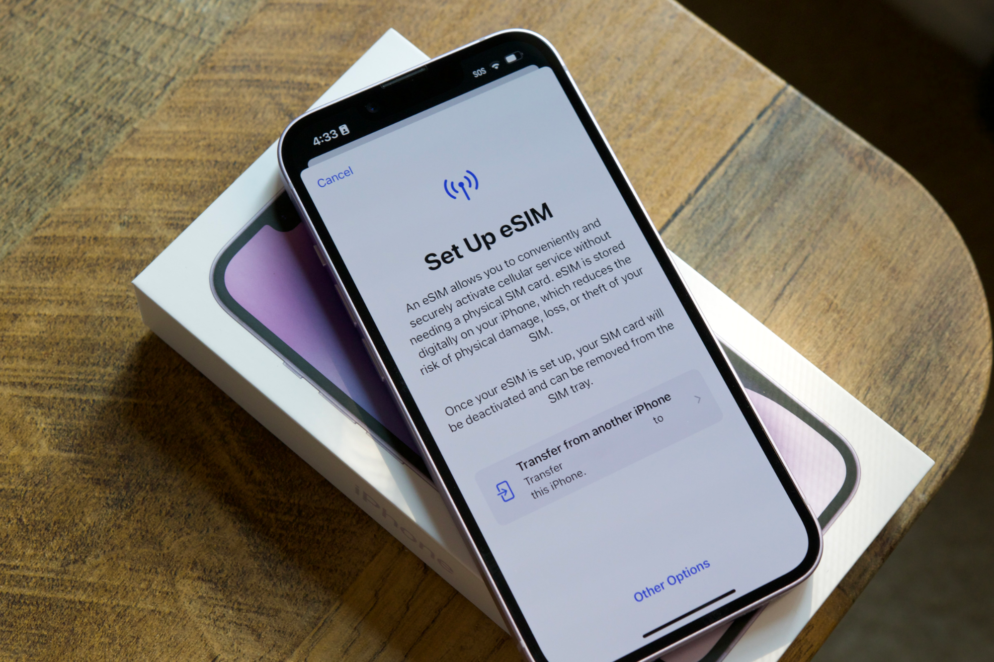eSIM آیفون 17