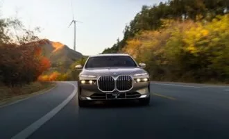 بی ام و سری ۷