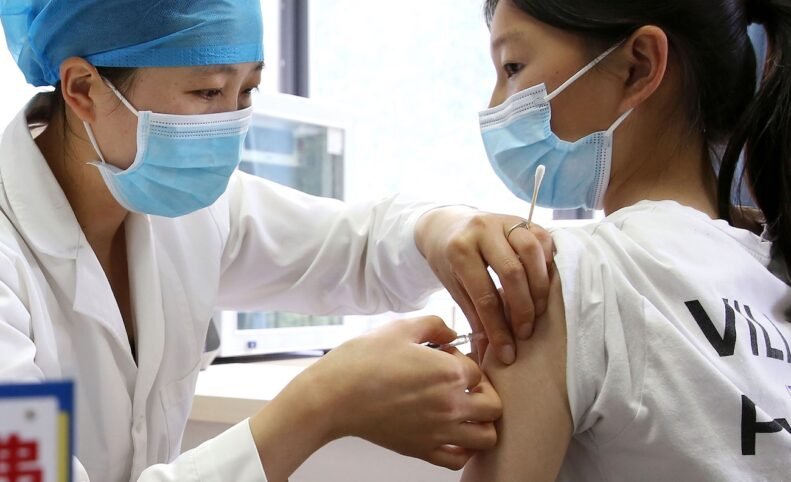 گامی برای ریشه‌کن‌کردن سرطان دهانه رحم؛ واکسن HPV در چین رایگان می‌شود