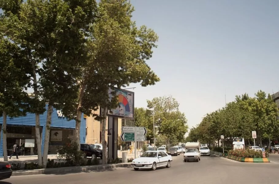 بازار خودروهای سواری ایران