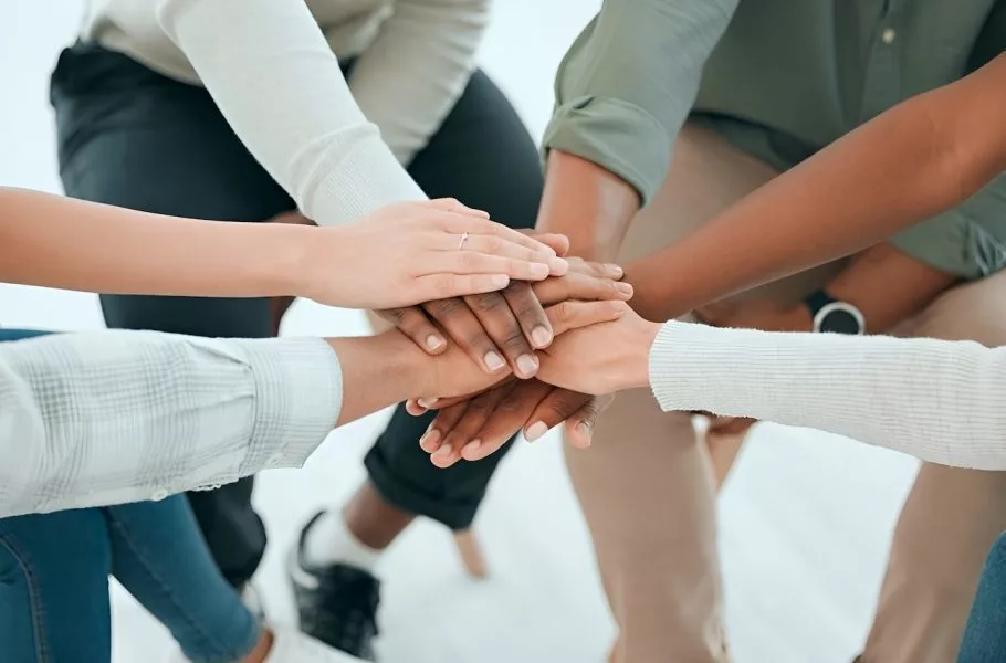 تأثیر روابط اجتماعی بر پیری