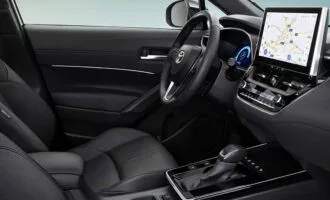 تویوتا کرولا کراس فیسلیفت