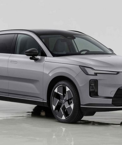 ولوو XC70 پلاگین هیبرید با قیمت ۳۷,۱۰۰ دلار در چین عرضه شد