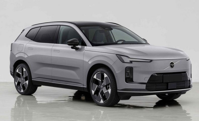 ولوو XC70 پلاگین هیبرید با قیمت ۳۷,۱۰۰ دلار در چین عرضه شد