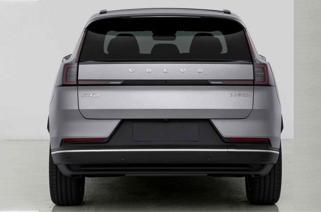 ولوو XC70 پلاگین هیبرید