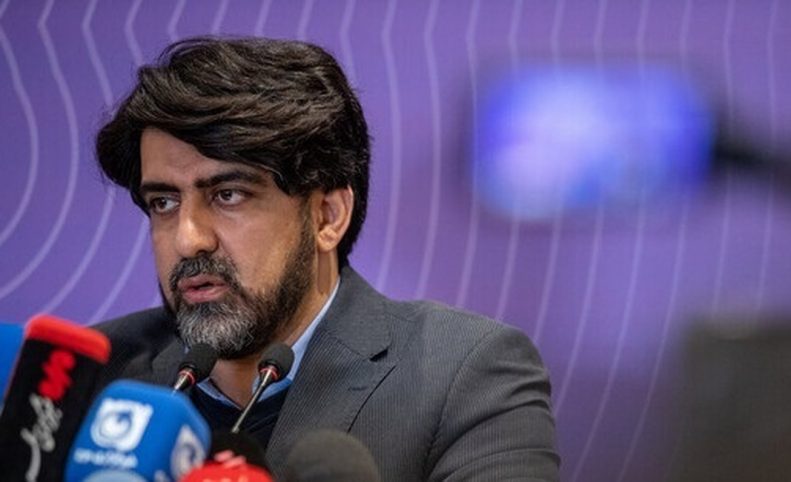 سخنگوی شهرداری تهران: تاکسی‌های اینترنتی باید از ما مجوز بگیرند