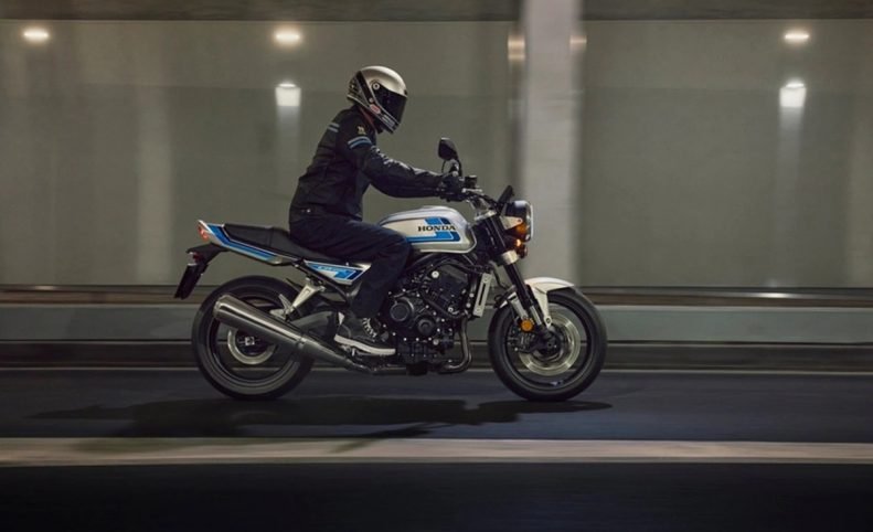 هوندا از موتورسیکلت CB1000F براساس مدل محبوب هورنت رونمایی کرد