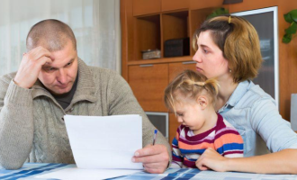 مشکلات مالی والدین