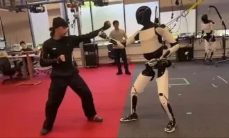 تسلا اپتیموس