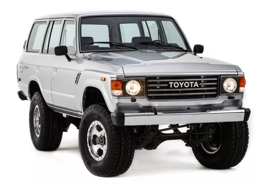 تویوتا لندکروزر FJ60