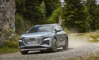 شرایط فروش آئودی Q4 ئی‌ترون