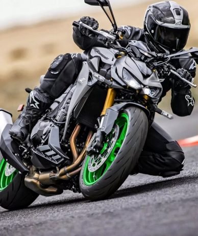 کاوازاکی Z1100 و Z1100 SE مدل ۲۰۲۶ معرفی شدند