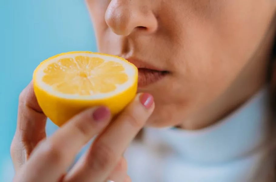 از دست دادن حس بویایی در اثر کرونا